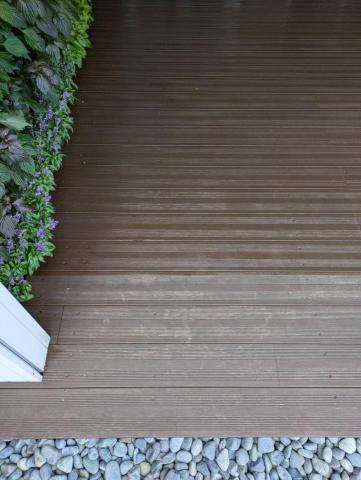 木茯工作室 - 實木地板保養上漆。