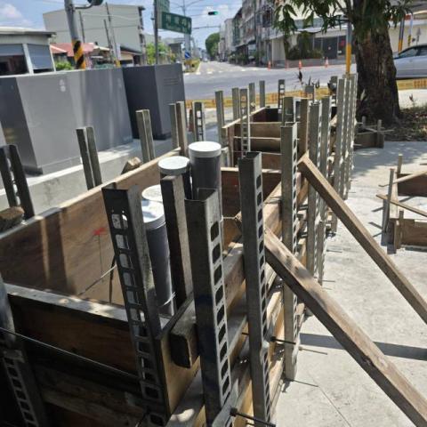 台翔興業建築工程行 王臺慶 - 