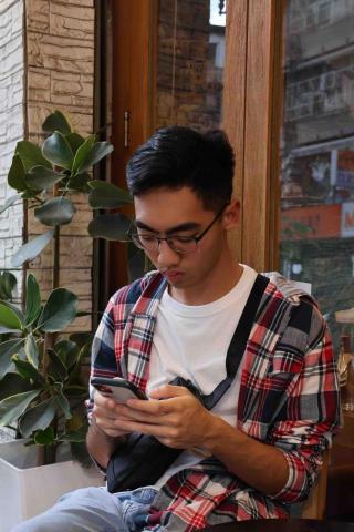 提供jazzy電鋼琴服務的專家劉柏辰