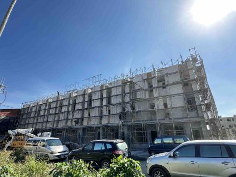 名揚磁磚師傅 - 彰化社頭 10戶外牆二丁掛+木紋磚鋪貼