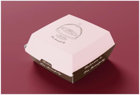 胡可薇 - 本包裝設計為派專賣店打造，整體風格以法式甜點店的優雅氛圍為主要發想。Logo 以展示罩中的派作為視覺主體，象徵剛出爐的甜點被細心保存與展示，傳達出店家對甜點品質與精緻感的重視。配色以奶油粉白色作為主體，營造出柔和、溫暖且具有甜點氛圍的視覺感受，同時也象徵派皮烘焙後自然的色澤。盒身側邊搭配深棕色作為輔助色，呼應烘焙甜點的焦糖與派皮色調，使整體視覺更具層次，也提升包裝的穩重與質感。