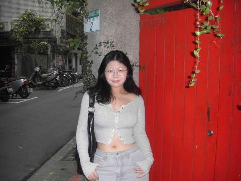 提供兒童美術創作服務的專家陳禹彤