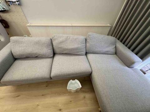 東旭專業清潔 - 沙發清洗前