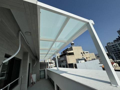 家豪鋼鋁企業社 - 採光罩服務
