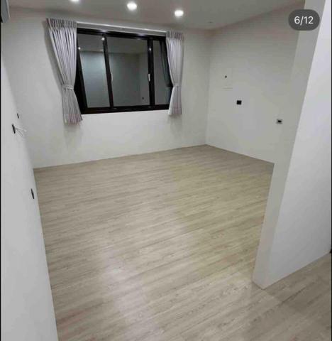 長恆工程行 - 8mmspc卡扣地板安裝