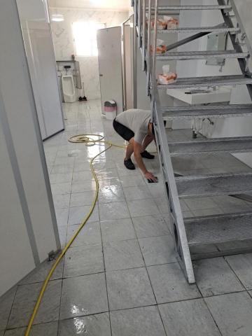 浩森專業清潔工作室 - 公廁交屋清潔