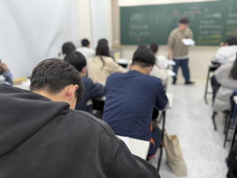 昊學文教【國小/國中/高中/個指/家教/團班/面試備審】 - 