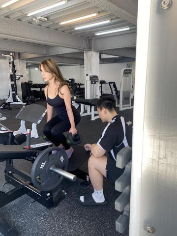 張潤嘉 - 負重硬舉調整