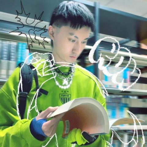 提供三重修改褲子服務的專家張榕峰