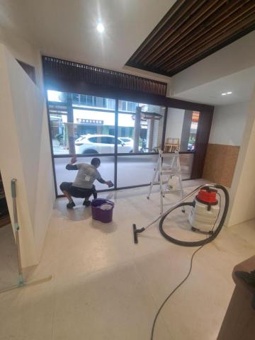 浩森專業清潔工作室 - 店面裝潢細清