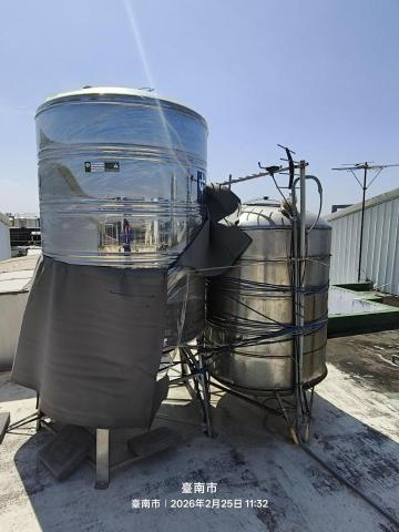 瑋成水電裝修工作室 - 施工前：水塔換裝