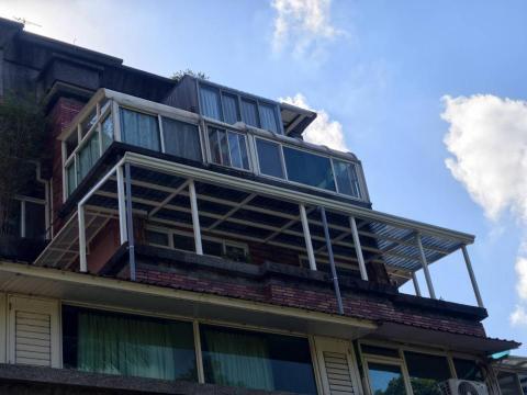 憬鴻鋼鐵設計工程行 - 