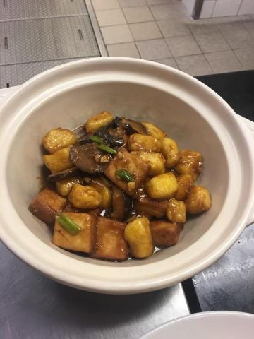 原生餐桌 - 石斑球豆腐堡