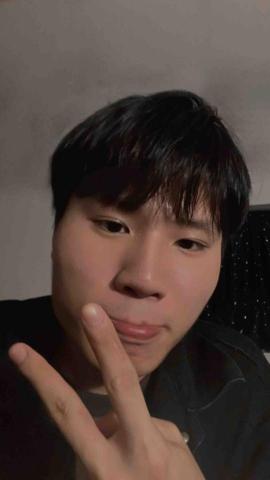 提供百葉窗簾種類服務的專家蔡承翰