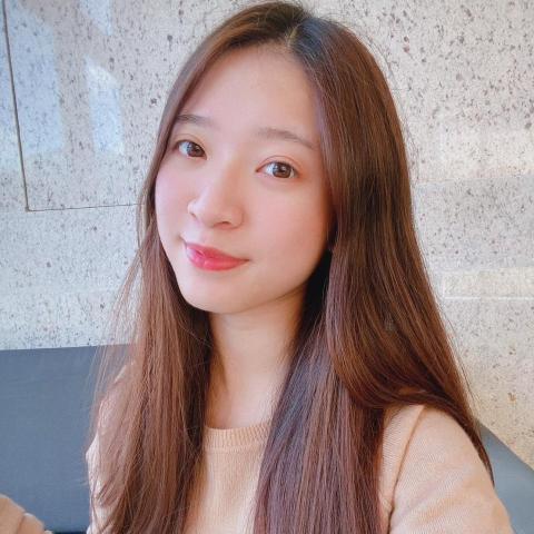 提供2330 dcard服務的專家Jingyi