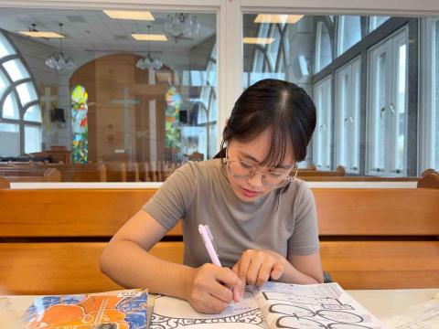 萬之勤 - ｜批改學生作業