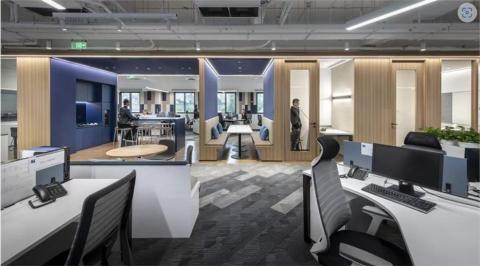 Yu-Jui Chang - 知名國際企業辦公室裝修案
(因有簽屬保密協議數不能在網路上告知)