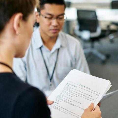 提供全車健檢服務的專家Benson Tu