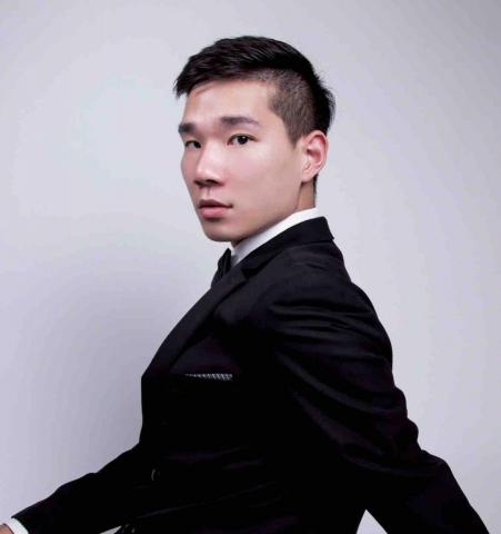 提供唱歌服務的專家趙祈恩