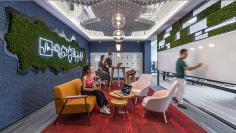 Yu-Jui Chang - 知名國際企業辦公室裝修案
(因有簽屬保密協議數不能在網路上告知)