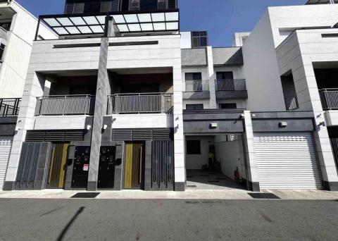 鑫豐工程行 - 採光罩、欄杆、捲門、格柵門