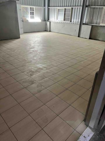 高宇泥作修繕工程 - 頂樓地坪50坪女兒牆20坪全部打到底重新做泄水坡及防水室內20坪貼地磚