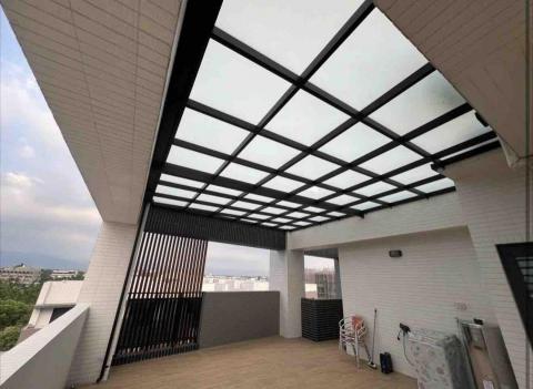 鑫豐工程行 - 玻璃採光罩