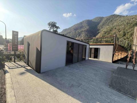 鑫豐工程行 - 蘋果艙