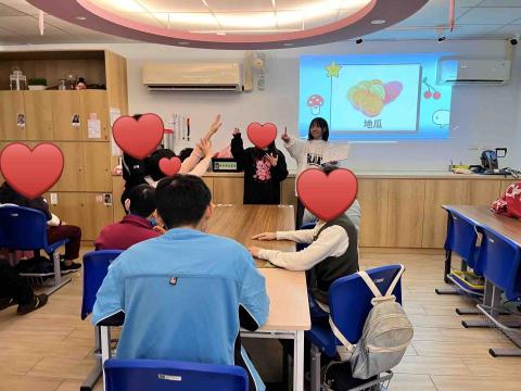 邱雅璐 - 服務身心障礙日間長照機構