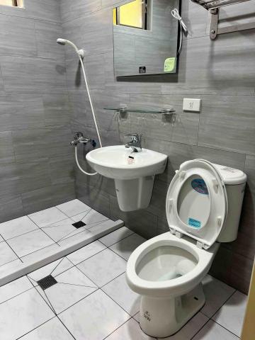 高宇泥作修繕工程 - 地板牆面嚴重漏水到樓下 全室翻新防水重新施作