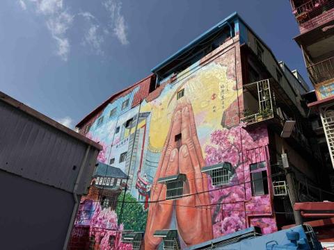 得勝興業有限公司 - 外牆防水彩繪