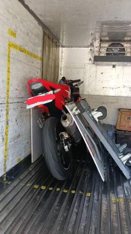 張廣勇 - 擋車載送