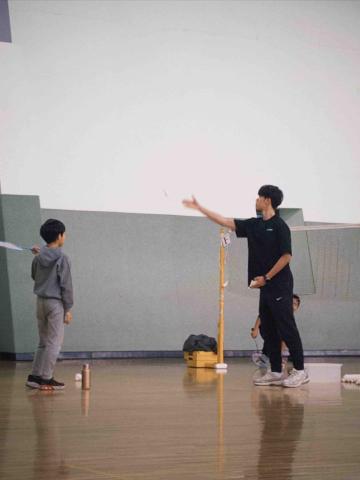 張捷勝 - 簡單的正手平球