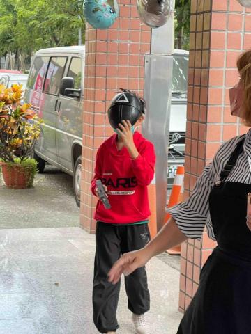 粘堉榮 - 補習班帶孩子參加活動