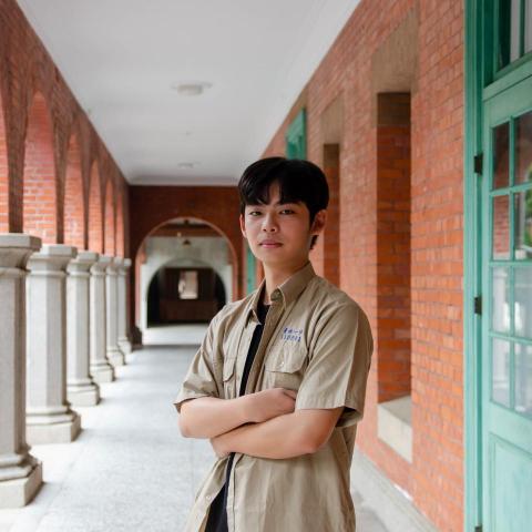 提供114服務的專家王宏騰