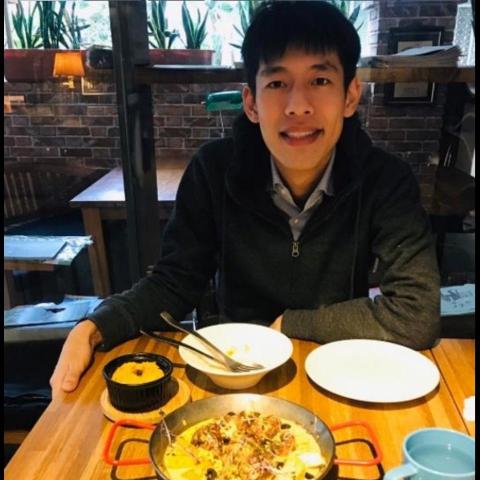 提供2409 ptt服務的專家Tim Hsu