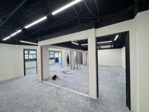 海洺建設-李育陞 - 辦公室設計裝潢