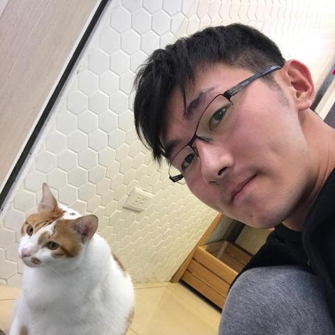 提供戶籍遷出服務的專家陽紹偉