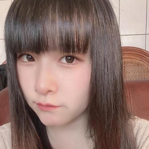 提供日語歌曲服務的專家鍾雨如