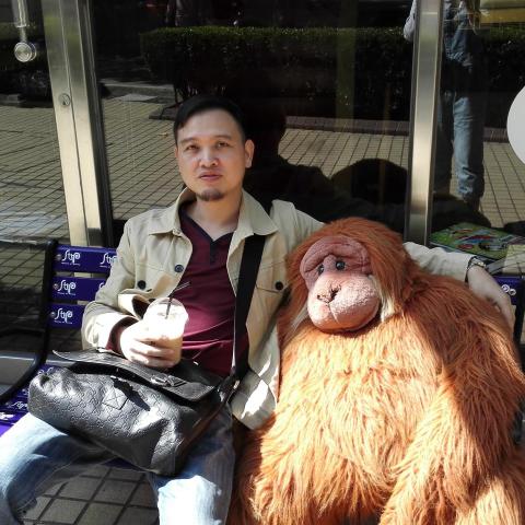 台東市玻璃展示櫃廠商推薦楊凯钧