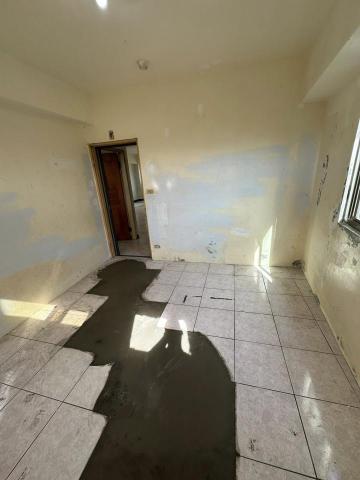 長聖油漆 - 卡扣式地板鋪設/水泥找平(施工前)