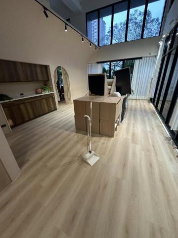 長聖油漆 - 6.5ML卡扣式地板鋪設