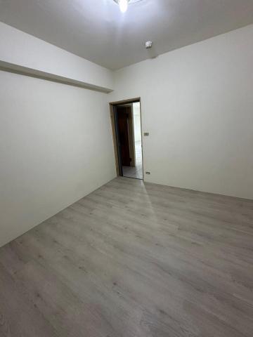 長聖油漆 - 卡扣式地板鋪設/水泥找平(施工後)