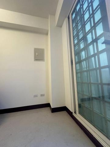 長聖油漆 - 全室水泥漆粉刷/踢腳板施工