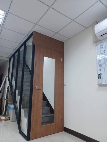 檜特藝術裝修工程 - 業主修改家裡老舊樓梯