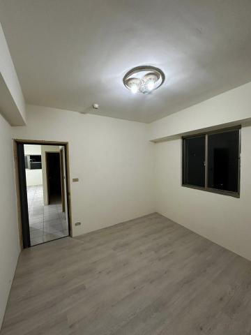 長聖油漆 - 卡扣式地板鋪設/水泥找平(施工後)