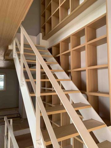 大吉工程行 - 竹北：樓梯噴漆完成