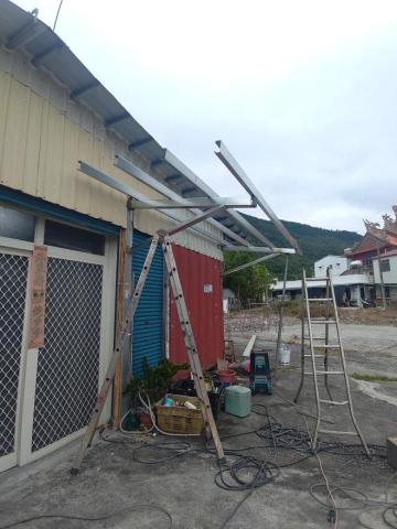 天陽工程行 - 遮雨棚 一天完工