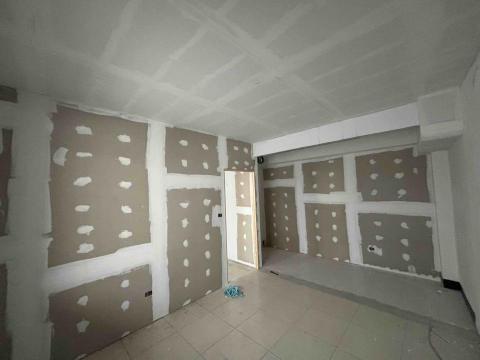 綵湸油漆工程 - 