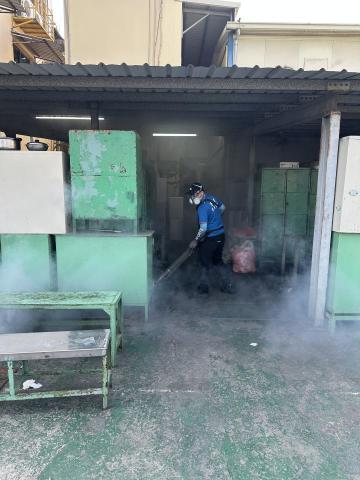 張道弦 - 外籍宿舍，定期維護消毒作業。